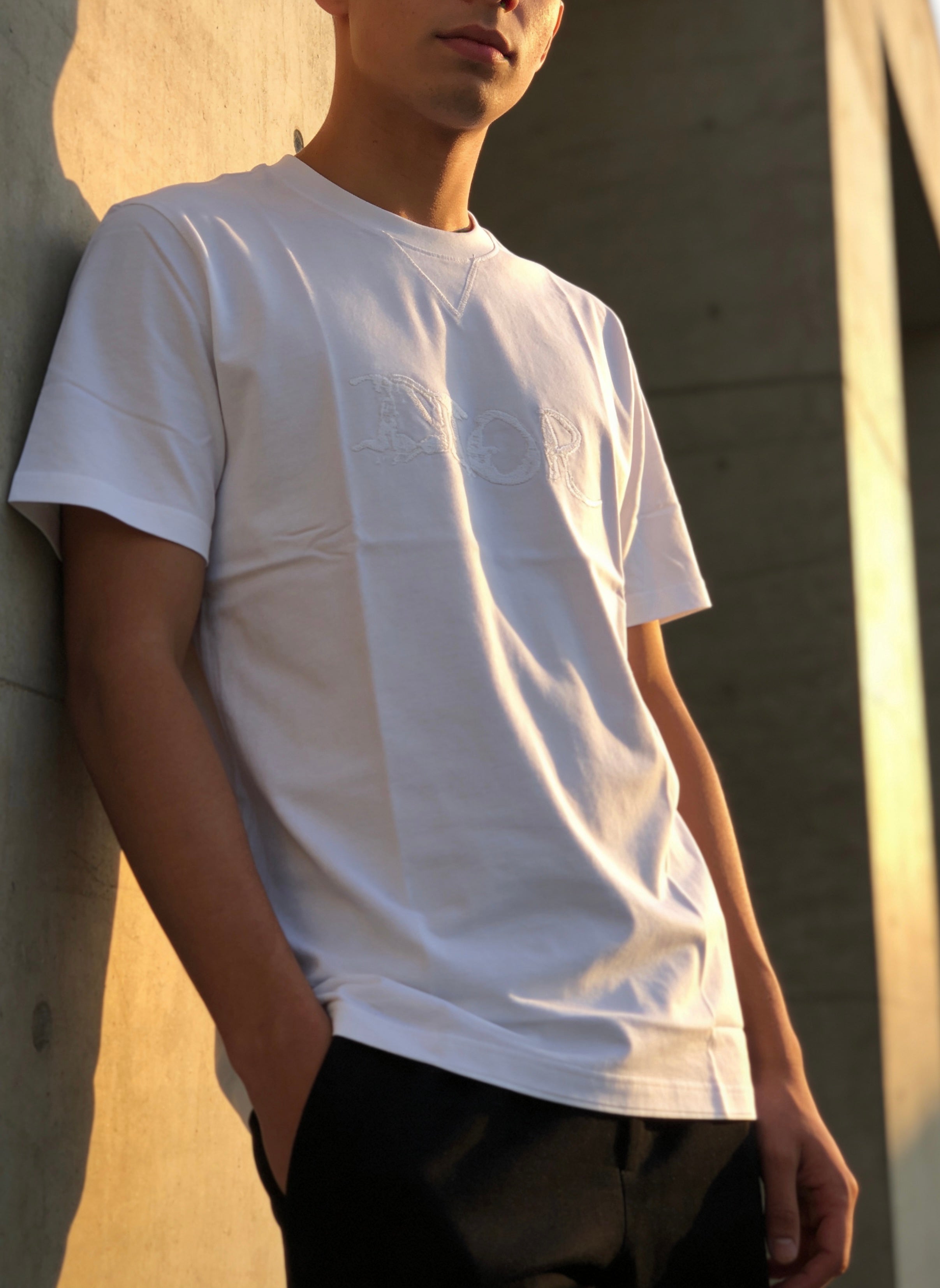 T-SHIRT DIOR