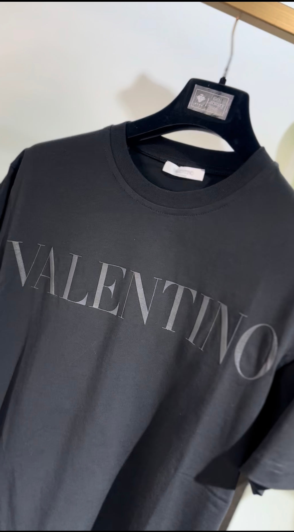 T-SHIRT VALENTINO